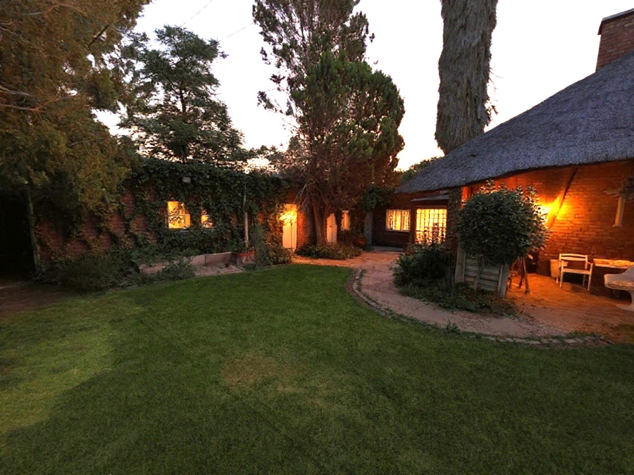 4 Bedroom Property for Sale in Griekwastad Northern Cape